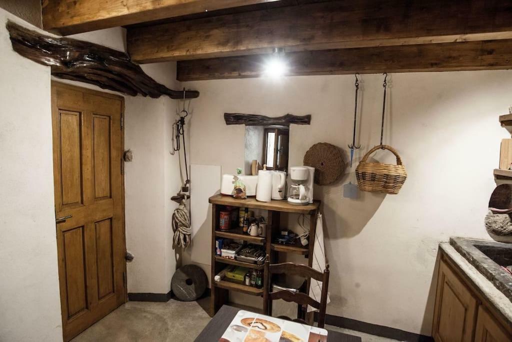 Les Bergeries "Le Figuier" Omessa Exterior foto